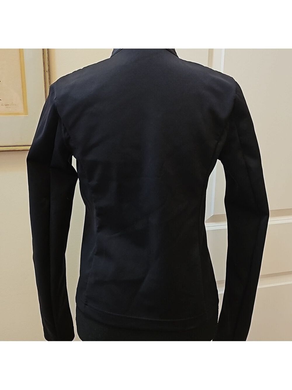 343. Lululemon jacket - Picture 5 of 11
